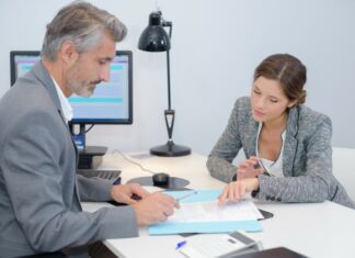 Let arbejdsbyrderne med en interimsmanager Interimsmanager